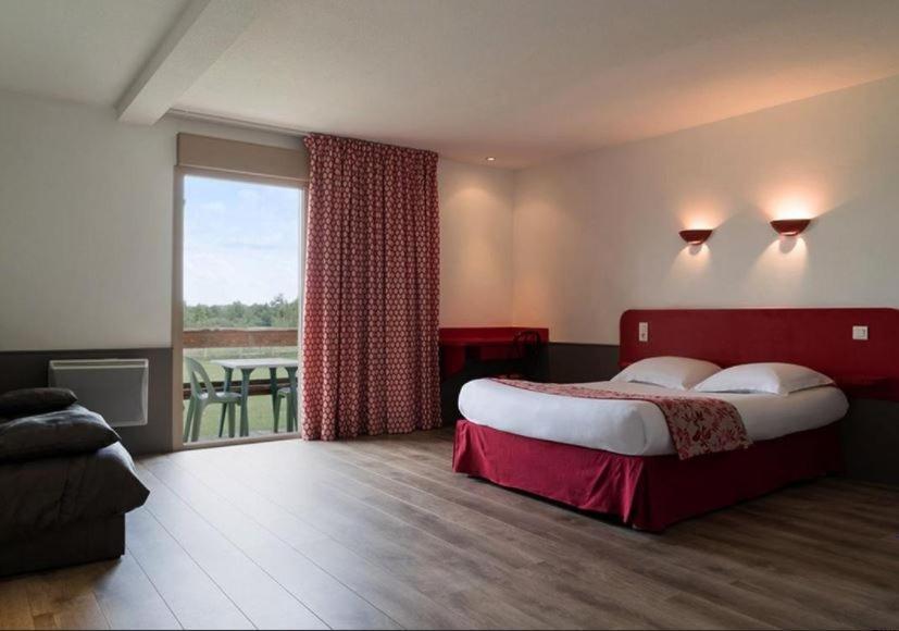 Logis Restaurant La Vieille Ferme, Macon Nord Motel
