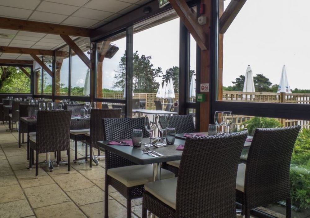 Logis Restaurant La Vieille Ferme, Macon Nord Motel 2*